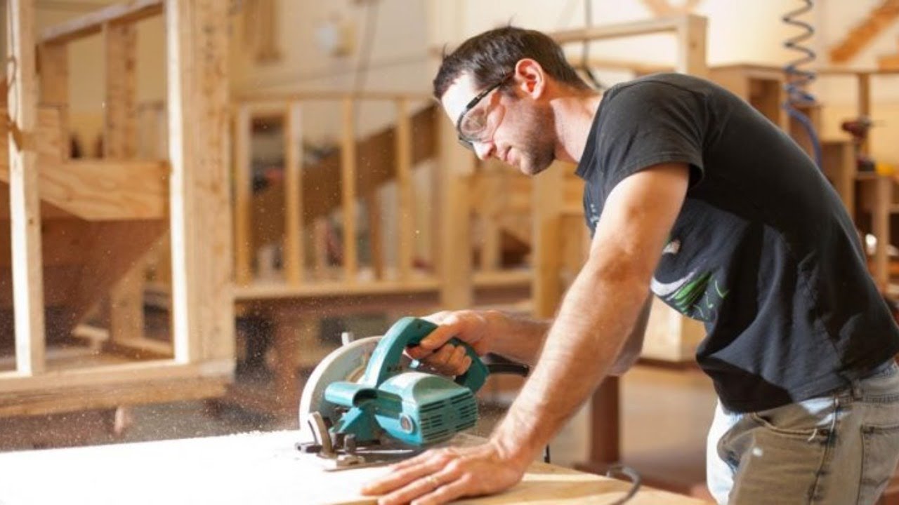 نجار ايكيا بالكرتون